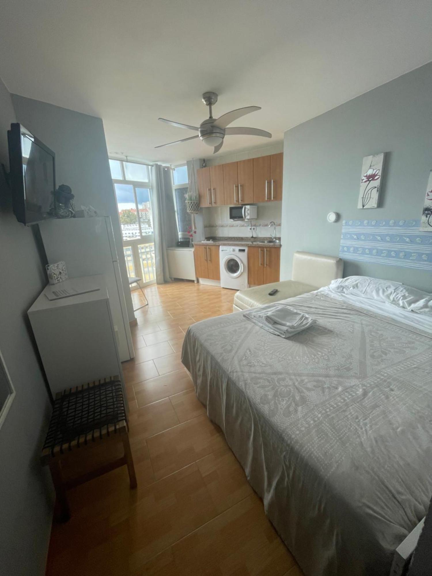 Benalmadena ,Apartamento-Estudio Primera Linea De Playa Екстер'єр фото